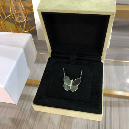 ¡®Lume Jewels¡¯LARGE BUTTERFLY SILVER PENDANT DIAMOND NECKLACE