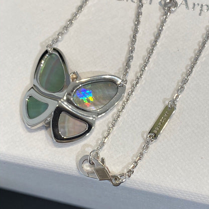 ¡®Lume Jewels¡¯LARGE BUTTERFLY SILVER PENDANT DIAMOND NECKLACE